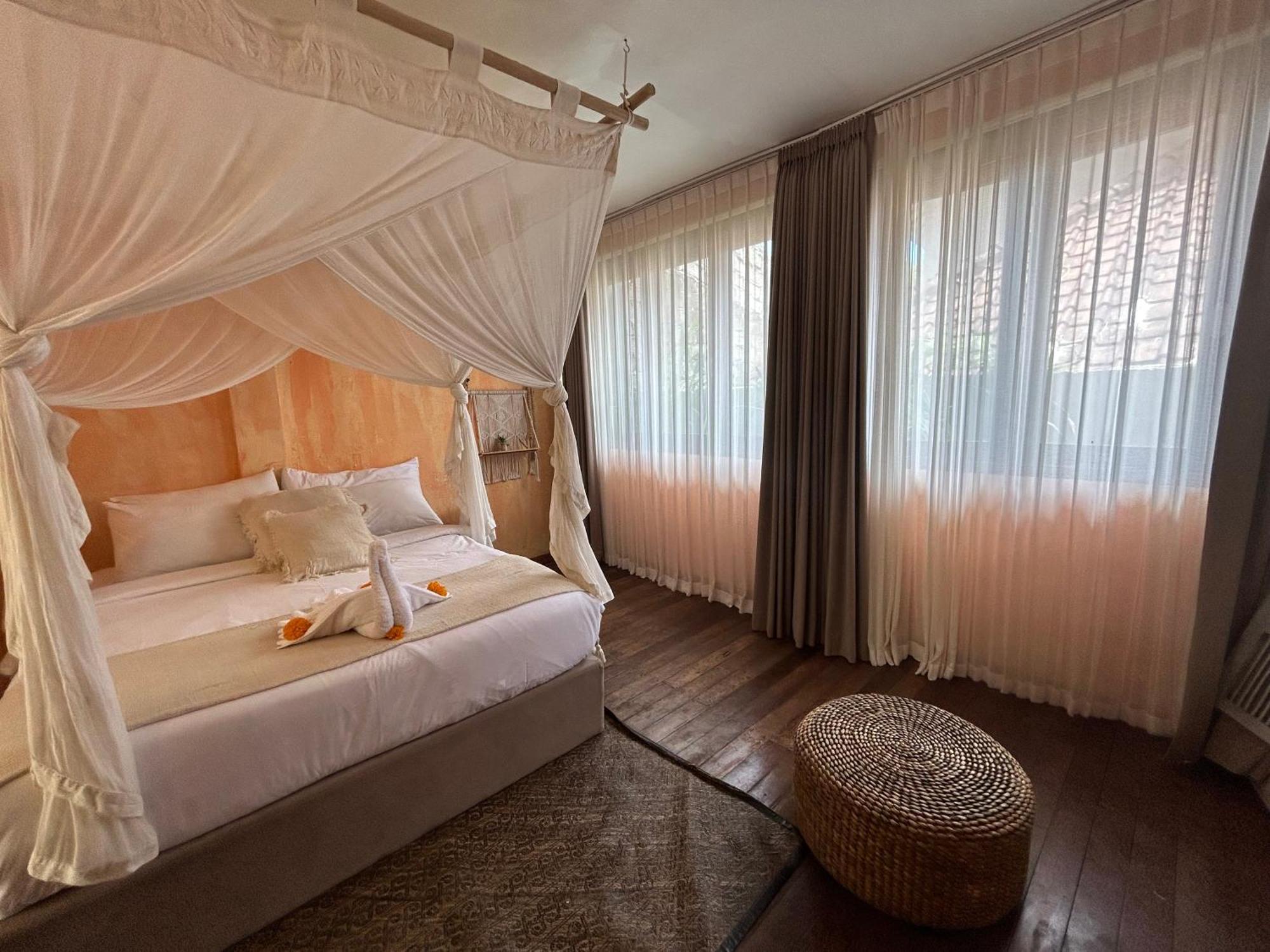 Sannyas Boutique Hotel Uluwatu  Exterior photo